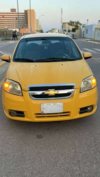 افيو ٢٠١١ تكسي صفرة ١٦٠٠ محرك مكينة گير أوتوماتيك مكفول  تخم تاير جديد...