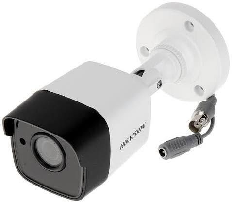 كاميرا مراقبة هيكفيجن (Hikvision) خارجية مستعملة نظيفة
الدقة: 3 ميجابكسل (3MP) لقطة واضحة جداً وتفاصيل قوية.
 النوع: أنالوك (Turbo HD) تشتغل على كابلات الستلايت العادية.
 الشكل: خارجي (Bullet) مقاومة تماماً للمطر، الغبار، والحرارة العالية بتصنيف IP66.
 الرؤية الليلية: نظام EXIR الذكي يوزع الإضاءة بالليل بالتساوي بدون بقع بيضاء ساطعة (تغطي حتى 20 متر).
 الحالة: شغال تمام وخالية من العيوب.
(ملاحظة للمشتري: الكاميرا دقتها 3MP، تأكد أن جهاز الـ DVR عندك يدعم هذه الدقة لتشغيلها بكامل كفاءتها).


**إذا كنت صاحب هذا الإعلان وتريد حذفه لأي سبب، رجاءا أرسل رسالة إلى الدعم الفني**