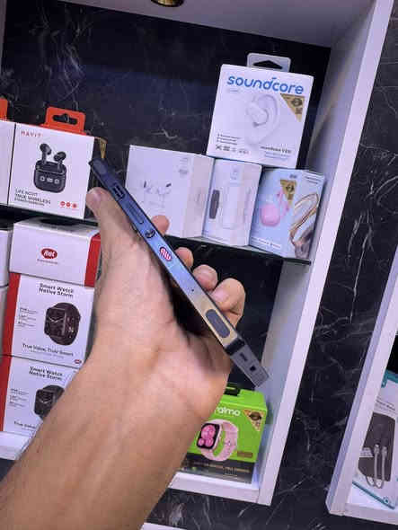 ريد ماجك 10 برو
ذاكرة 256 رام 12+12
الشاشة 144Hz
السعر 650,000 الف جوة سوك
يوجد توصيل🚗
📲***********📲
