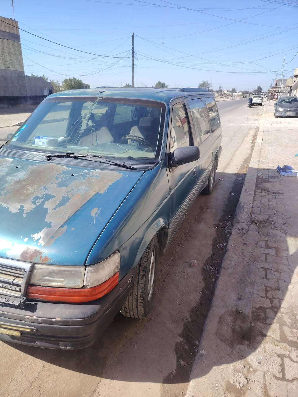 للبيع دوج كلايزر موديل 1993 محرك 3300 بدون تبريد السعر 28$
الهاتف ***********  واتساب متواجد
