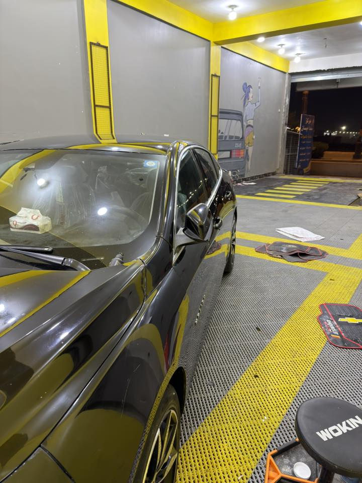 شيفرولية ماليبو موديل 2021 فول مواصفات
#الضرر : جاملغ امامي ايسر مع البنيد وفتح باب السائق 

#الرقم : بغداد وكالةعامه )

#الكفالة : نكفل السيارة من الغرق  

#المواصفات :

▪️السيارة : شوفرليت ماليبو rs 

▪️الموديل : 2021

▪️المحرك : 1500 توربو (اربعة سلندر)

▪️حجم الويل: ويل كب حجم 18 اصل مع طقم تايرات بحالة ممتازة

▪️غرفة السيارة : كشنات السيارة مخمل اسود

▪️رادار امامي مانع تصادم

▪️رادار جانبي ( نقاط عمياء ) بالمرايا الجانبية

▪️حساس خلفي اصل

▪️حساسات ورادارات الانحراف عن المسار

▪️لايتات اصفر اصل عالي وناصي مع كشافات دعامية LED

▪️شاشة الدشبول حجم كبير (ايباد) للتحكم بايعازات السيارة

▪️تحكم فول كهرباء لكرسي السائق

▪️بصمات عدد 1 للابواب مع بصمة جنطة وبصمة تشغيل وتشغيل عن بعد 

▪️تدفئة لكشنات المقدمة

▪️سستم صوت

▪️تحكم ستيرن جهتين بلوتوث وحاكية وكروس سرعة وتحكم صوت 

▪️نظام ABS

الاتصال على : ***********
