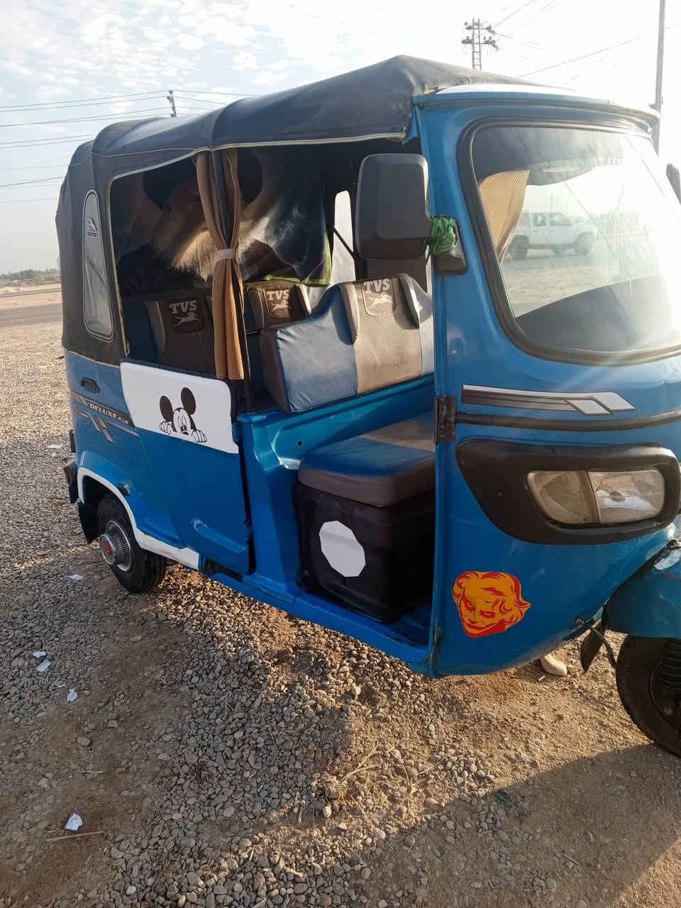 تكتك للبيع مديل 21رقم وسنويه ابسمي تحويل ثاني يوم رقم انكليزي باقي بس ستلام 
مكينه مبدل بيه والفات شركه  بيه مسجل تخم تايرات جدد  كل كهربائيات شغاله 
سعر ٧وبيه مجال باقي تفاصيل شوف العين 
رقمي ***********
