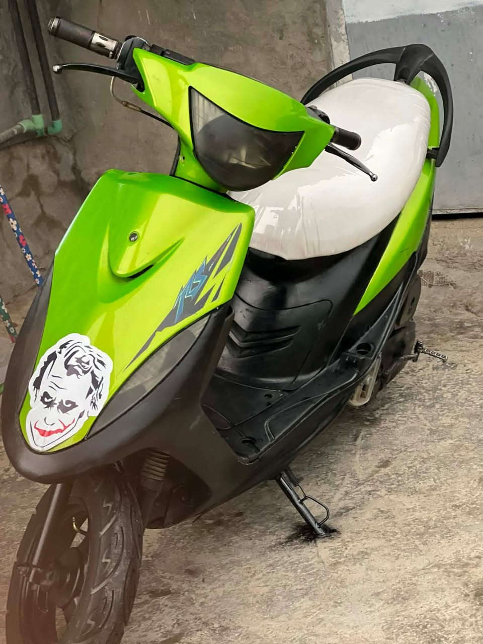 سلام عليكم دراجه ماكس عدله للبيع تحتاج تجفيت بس شلعه نكره سلف و أول تجفته السعر 300وبيه مجال مكاني بابل الهاشميه ***********
