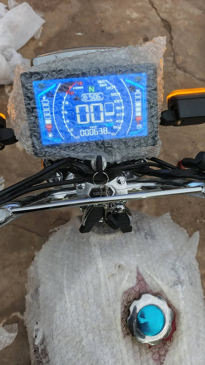 السلام عليكم
دراجه سونلنك موديل ٢٥ دراجه جديدة ماشيه قليل حيل سعرها ٨٠٠ شكل جديد المو شراي لا يتعبني ولا اتعبو دراجه جديده حيل خاص موجود وهذا رقمي ***********
