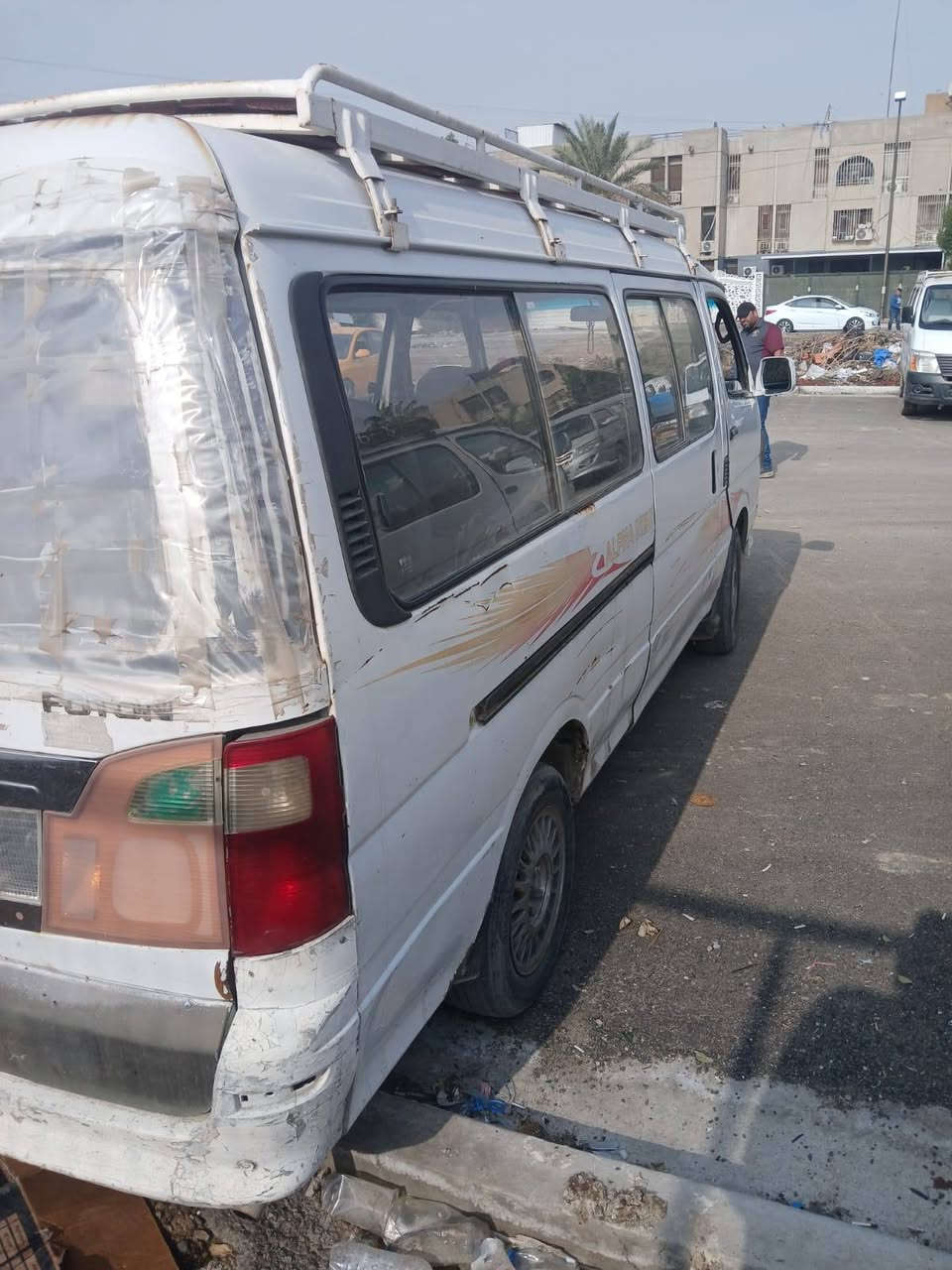 السلام عليكم للبيع تحويل شرط وحدة مطلوبة مليون والثانية ٨٠٠..

قفل لاتعامل ولاتحرج نفسك ٤٠ ورقة ثنينهن ...

بغداد حي الجهاد
***********
