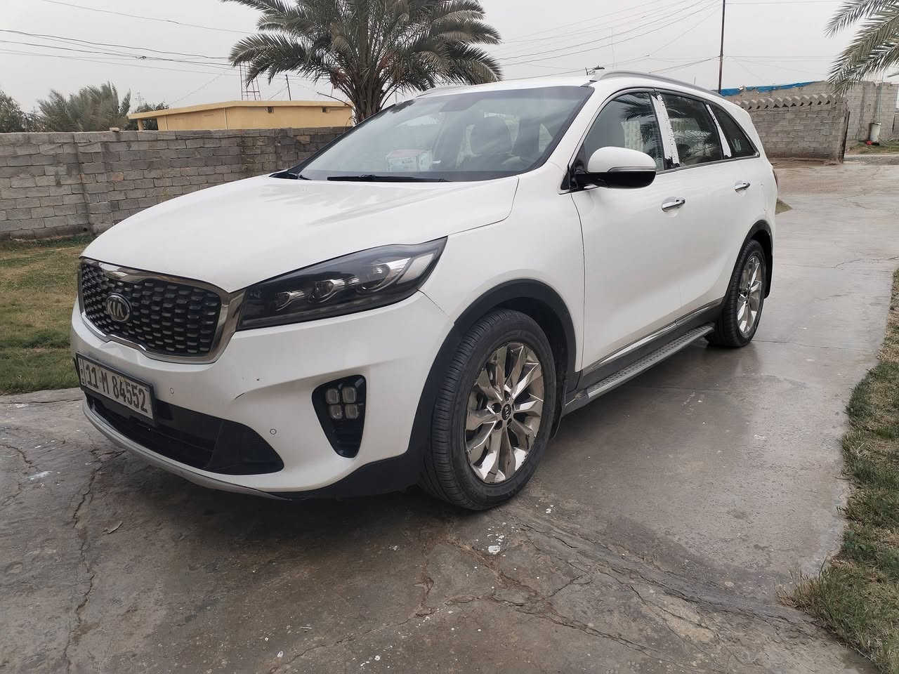 السلام عليكم 
سورنتو 2018 بغداد بسمي 
فول مواصفات عده الفتحه فقط 
سونار بالصور 
سياره نضيفه 
6 سلندر 
بصمه 
نقصه دوشمه فقط 
السعر 225 جوه خواته الاستفسار *********** 
عنواني بغداد
