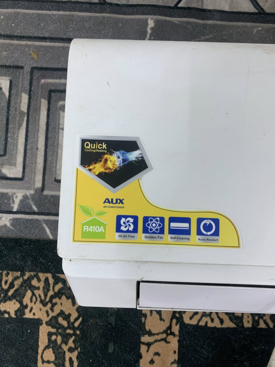 سبلت  طنين لبيع مستعمل مدايفتح البصملت قليل ٥٠٠ وبيه مجال رقم الهاتف  ***********
