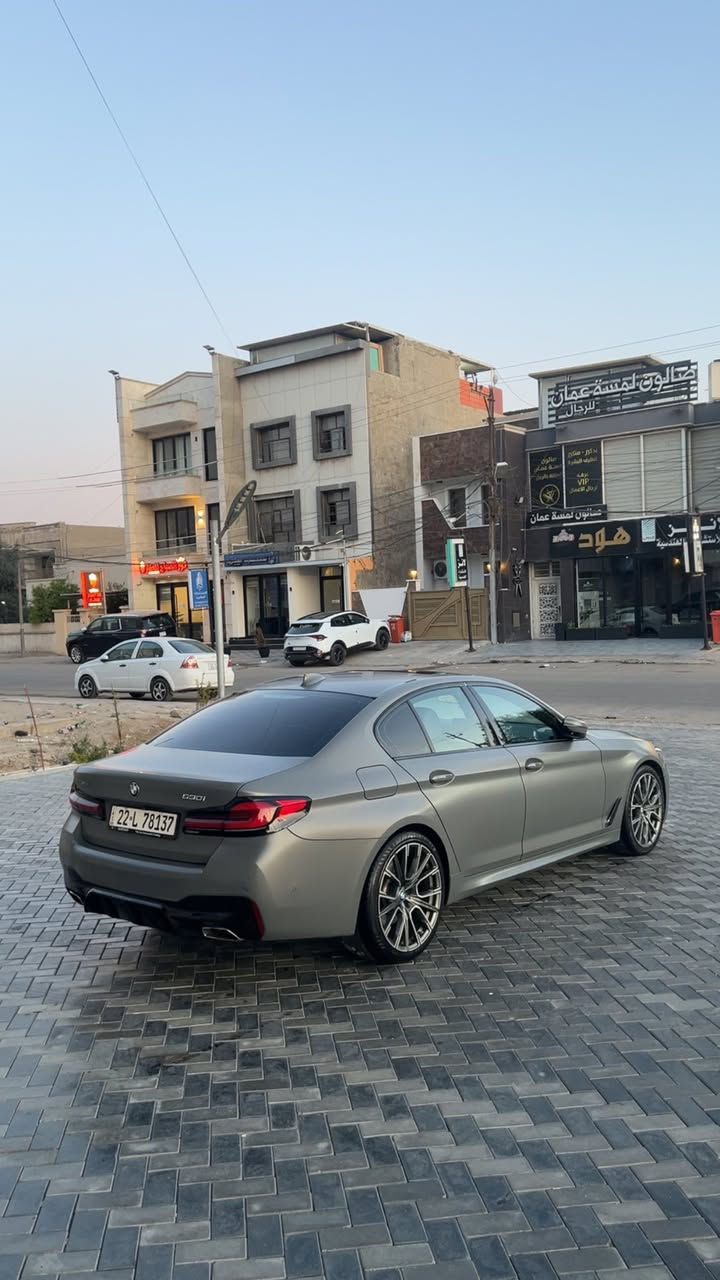 شونكم حبايب مراوس بتاهو او جمسي موديل 21
بي ام 530/2021 
الضرر فقط بنيد بدون دواخل 
الون سموك مغلفه PPF طافي 
ماشيه 75 الف كيلو 
جاهزه للاخير
***********
