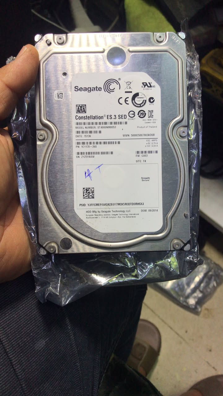 هاردات متنوعه شرط الفحص توصيل موجود ***********
