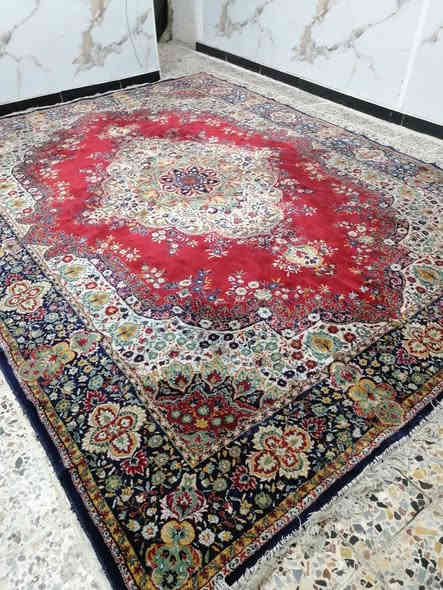 زوليه تحفه نظيفه فول السعر 50الف مكاني مدينة الصدر الأولى ***********
