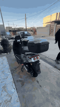 سلام عليكم ماطور شحن للبيع نوع الماطور 318اباجي مواصفات نضام بكR لايت زينون عالي وناصي خلاط اشاير شغالة ماطور نضيف شغل ومشي  بي مواصفات فول ماطور كدام العين الوصل مال شرأ موجود السعر 565 وبي مجال خدم الطيبن  الرقم ***********
