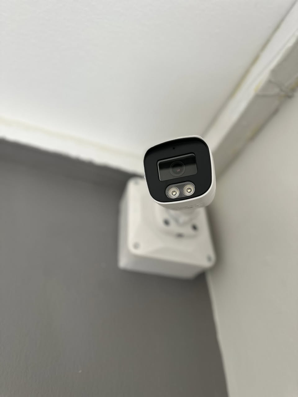 السلام عليكم
تجهيز ونصب كامرات ip  و أنالوج
وعمل داتا سنتر ونصب عاكسة 
نسلم شغل كامل 
مرتب احترافي 
تواصل. 
***********

https://www.instagram.com/m9p97?igsh=MXM0andvcHR1bm9zOA%3D%3D&utm_source=qr
