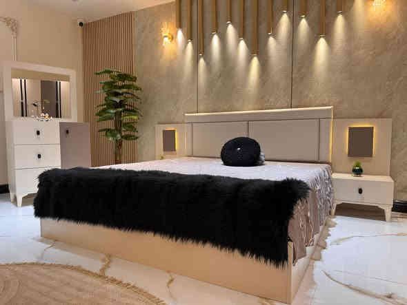 غرف نوم تركي 5قطع كنتور 6 ابواب طول الكنتور مترين و٢٠ سم الجربايه وي الكومديات 3 متر 
السعر 625 الف فقط 
للحجز والاستفسار راسلونا وات ساب 0782812190
        ***********
   البصره
 نقل وشد داخل مركز البصره مجاني توجد خدمه توصيل للاقضيه والنواحي والمحافظات الجنوبيه بأسعار مناسبة ملاحظه ما تدفع اي مبلغ قبل لا تنشد وتكمل ابيتك عليكم بس تنزيل الكراتين من السياره لداخل البيت
