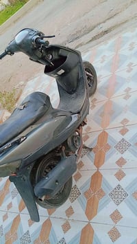ماكس • عدلة • بابل