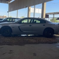 جارجر 2016  مواصفات sxt  السياره وارد امريكي كلين عدا بارد شبر بالجامل...
