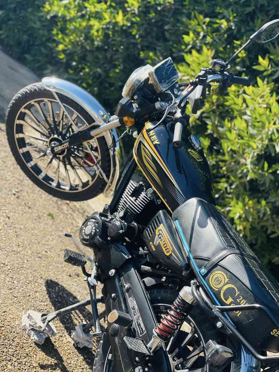 موديل ٢٥محرك ٢٠٠للبيع بعده شركه شاشه وبصمات ٢وياه منفيس المكان الرمادي***********
