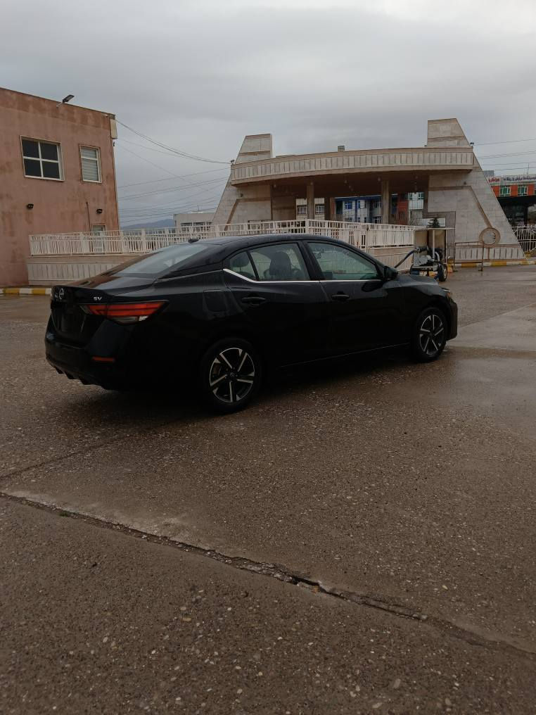 نيسان سنترا وارد امريكي 
موديل 2024
مواصفات SV
بصمه 
شاشه كبيره 
كاميرا دوار 
رادار امامي 
رادار خلفي 
رادار جانبي 
حساسات 
تحديد سرعه 
تحديد خط مسار 
سياره كلين تايتل 
بدون صبخ 
بدون تبديل 
بدون ارباك شرط 
رقم شاصي موجود 
سياره ما بيها دينار مصرف 
مكان سياره عقره 
سعرها 145 ومجال 
تلفون *********** اكر, نينوى
