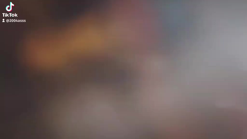 سلام عليكم ستوته ام تياره مديل 16اوراق اصولي تعمير 26مكفوله كفاله عامه ممكان غماس السعر 2400وبيه مجال ***********
