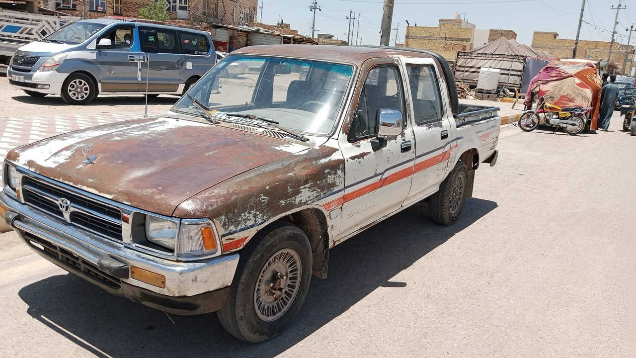 للبيع 90 رقم بغداد
انكليزي مكفوله كفالة عامه كير اكسن شاصي محرك سياره جاهزه
على اخر حبايه مكان ذي قار الفجر 
للاستفسار 
***********
***********
