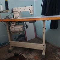 مكينة خياطة • للبيع