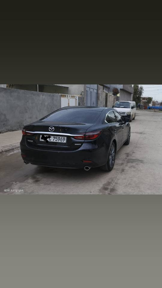 بسم الرحمن الرحیم... ماشااللە لە ماڵی ئێمەو هەموو لایەک.... مازدای زومی٦ مۆدێل2020 فول فول بۆفرۆشتن سۆنەریم داناوە  بەشەرتی ئەوەی نە شەنصی گرتبێ نە یەک ئێرباگی تەقی بێت.. تەنها چوار پەنجە بەدەنی لای سەکنی گرتوە پەمپێک کراوە.. 
ژم...***********...***********
گێڕو مەکینەی بەشەرتی دەفیتەر  نەکراوەتەوە برغوی با نەیراوە

سەنەوی تازەیە... بەدەر لەو چاوار پارچە هەموو گیانی بەشەرت..  ئیتر پێویست ناکات باسی مۆصەفات بکەم ئەوەی تۆ حەزت لێ بێ مۆصەفات تیایەتی... موشتەری سەد لەسەد نەبویت تەلەفۆن مەکە سعر نازانیت  خۆت خۆش مەکە... لەگەڵ ڕێزم..ژم..***********...*********** السليمانية, العراق
