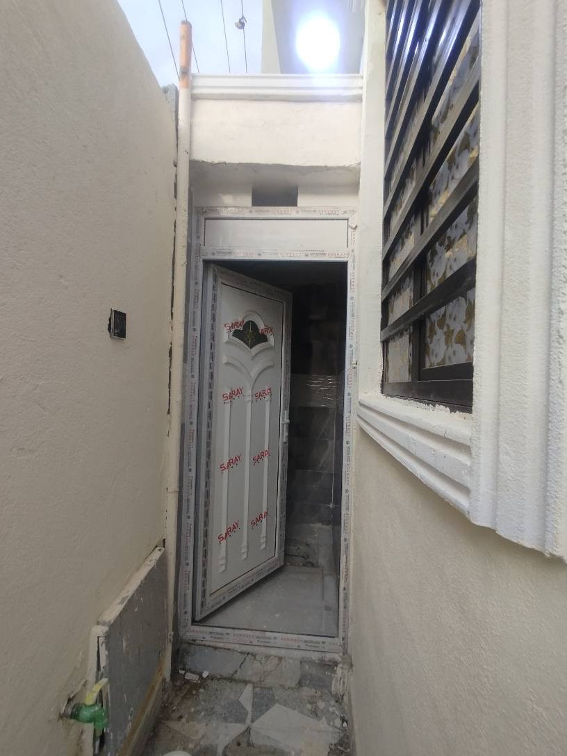 دار سكن مساحه ١٠٠متر
الموقع البصره الجزيره الفيروزية 
يحتوي هذا البيت ع غرفتين وصاله واستقبال ومطبخ وصحيات داخل وخارج وطارمه 
سعر ٥٨ شط العرب, البصرة


**إذا كنت صاحب هذا الإعلان وتريد حذفه لأي سبب، رجاءا أرسل رسالة إلى الدعم الفني**