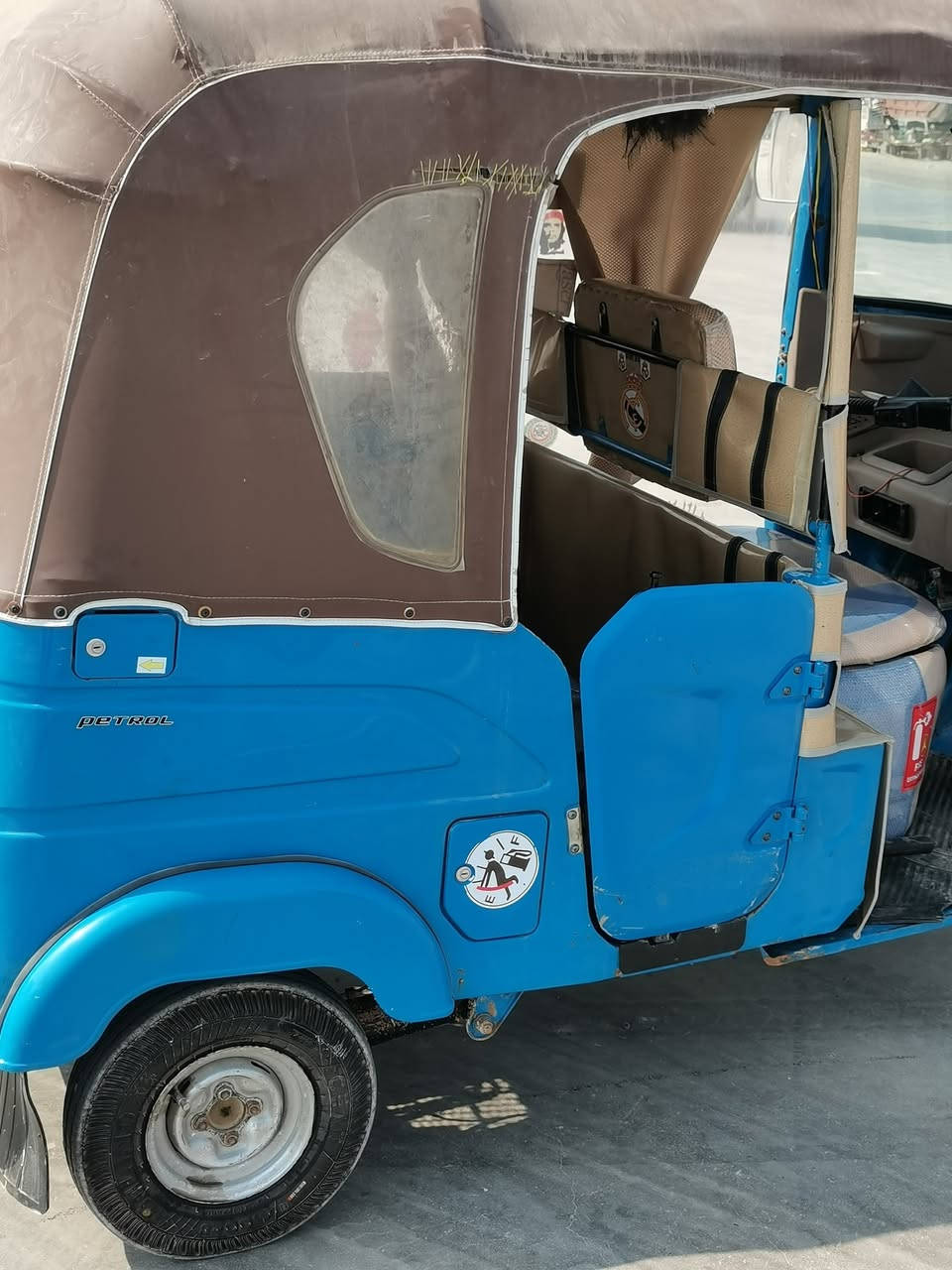 سلام عليكم تكتك للبيع 22شهر 11مضلع كفالة عامه لاضربه ولاصبق بكاني بغداد النهروان هاذ رقمي*********** خابر وتدلل
