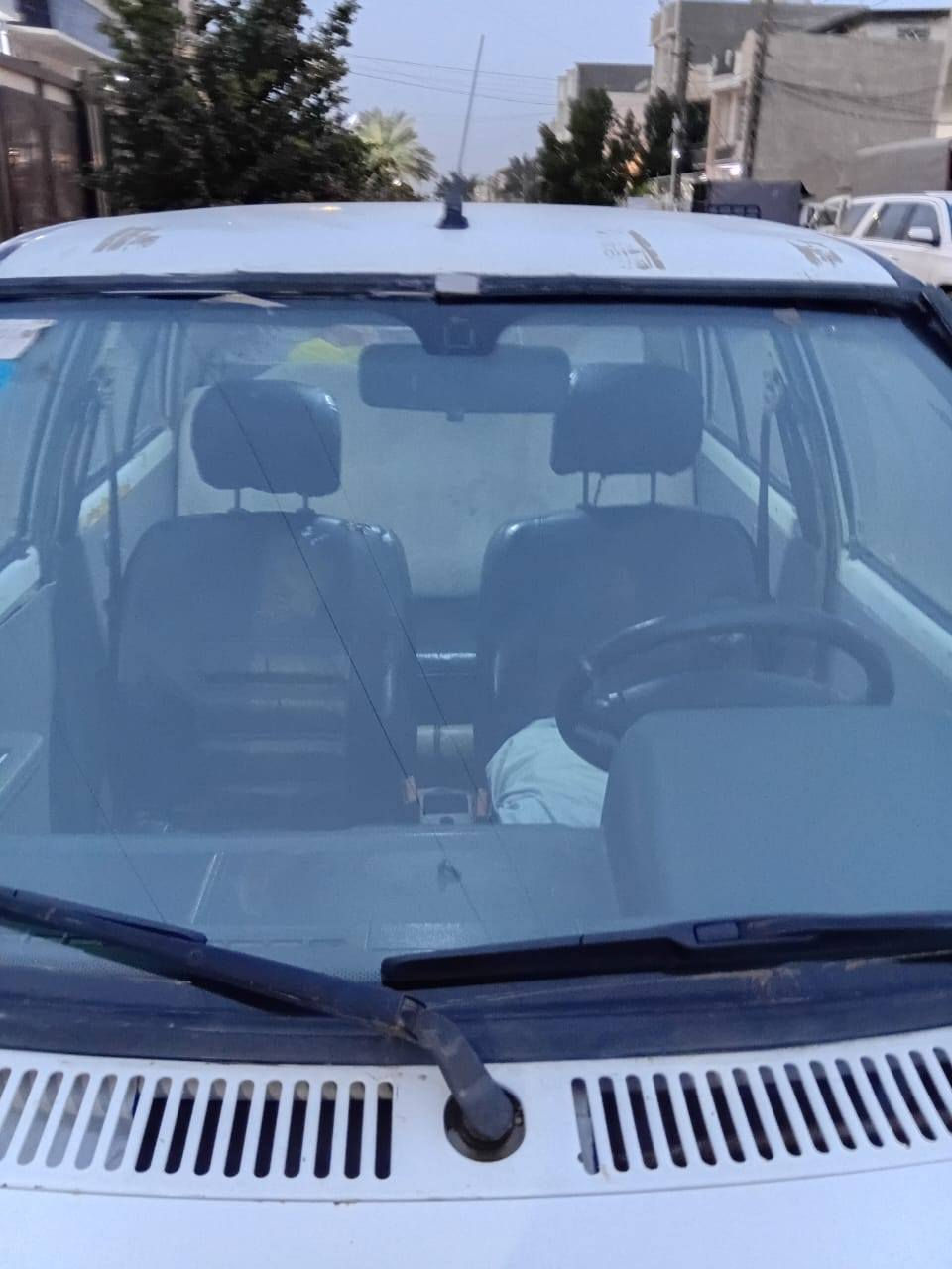 سايبة موديل 2009 
اي نقص مابيه كلشي مبدل جديد 
حته ضفيرة جديدة جاهزة للشارع 
سعره 30بيه مجال قليل مكانه غزالية ***********
