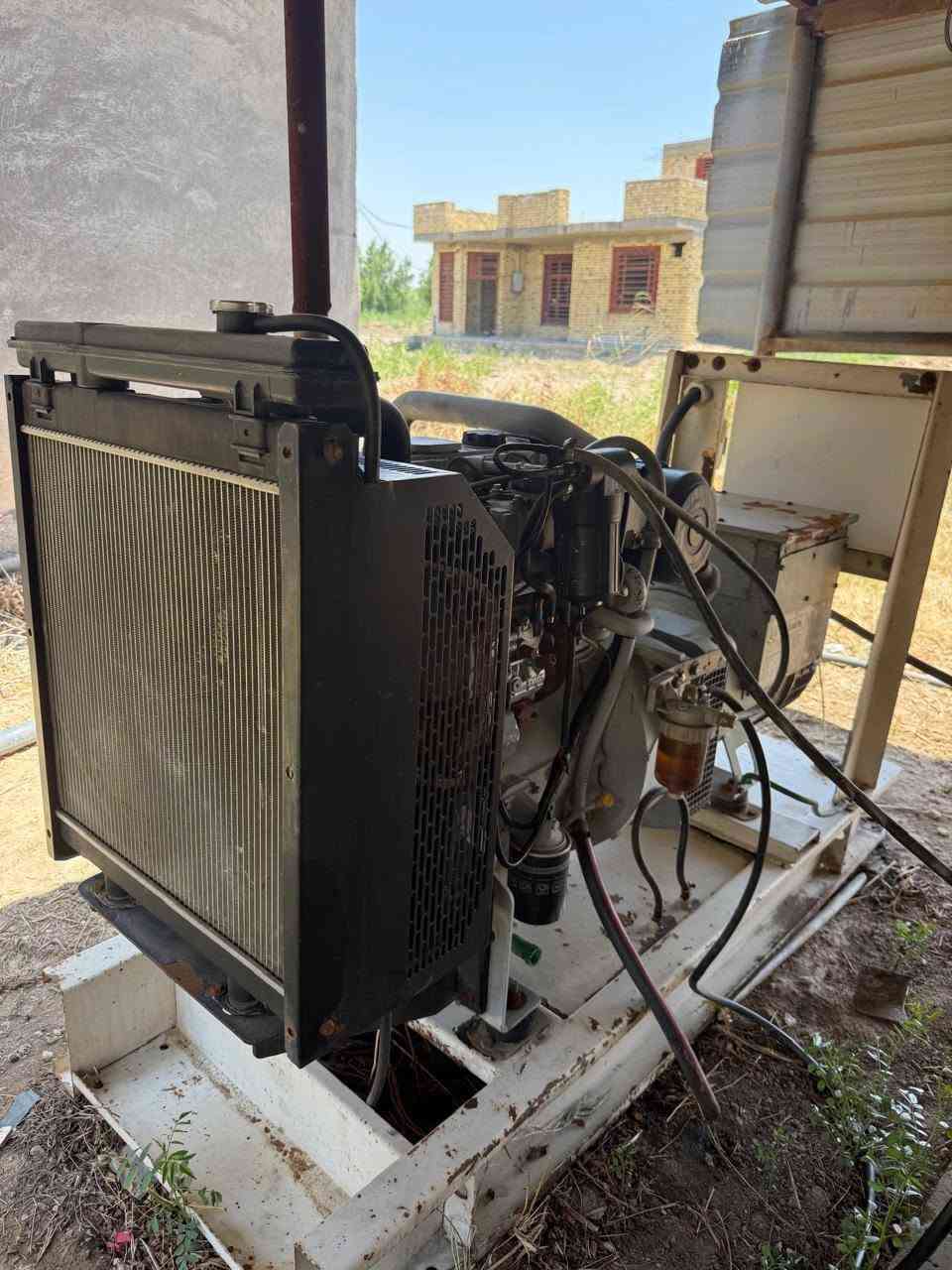 السلام عليكم مولد بيرنكز للبيع 3 سلندر سوبر جديدة ومكفولة مال بيت 60Kv مكاني الكوت للأستفسار الاتصال ***********
