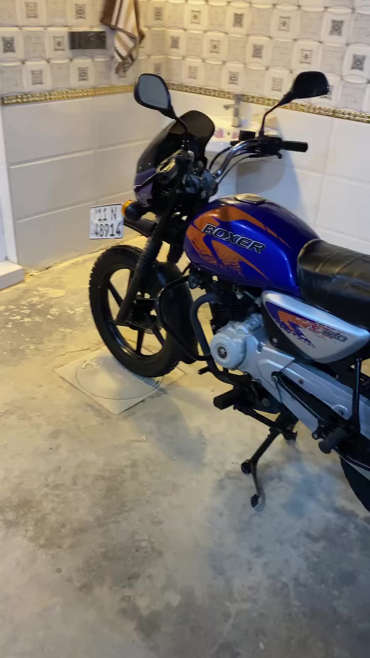 بوكسر موديل 22 رقم بغدادانكليزي  باسمي المكينه بلادية برغي ممفتوح مكان بغداد *********** ماشية 35الف حقيقي. السعر 2300 وبي مجال حك الجية
