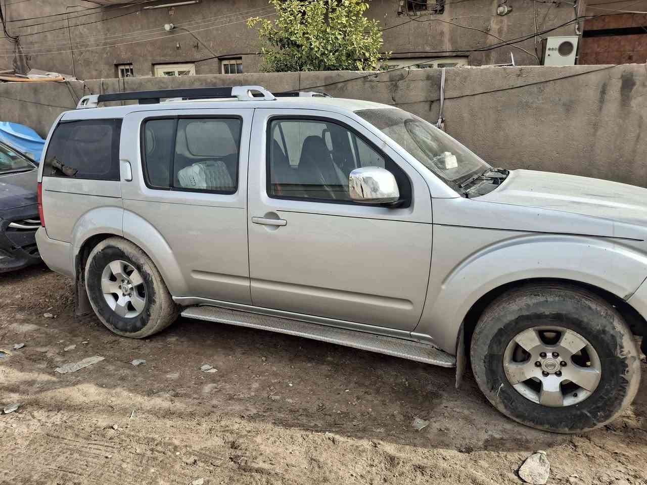 السلام عليكم نيسان باتفندر مصبوغه عام رقم بغداد بأسمي ٢٠٠٨ كير مكينه تبريد مكفولات السعر ٧٥ اوبيه مجال قليل ***********
