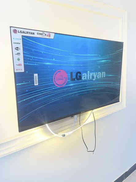 شاشة سمارت LG الريان جديدة غير مستخدمة للبيع السبب طلعت صغيرة على مكان الديكور بالحايط 
السعر ١٤٠ وتوصيل لاي مكان مجاني

***********
