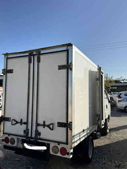 سلام عليكم 
كيا براد  فحل  ٤٠٠٠مفتوح   مودیل ٢٠١٥  سیارە مکفول  مابی ایشی تیارات ١٤ کل جدید     براد -١٠.  رقم سلیمانیە مکان سلیمانیە  ***********
