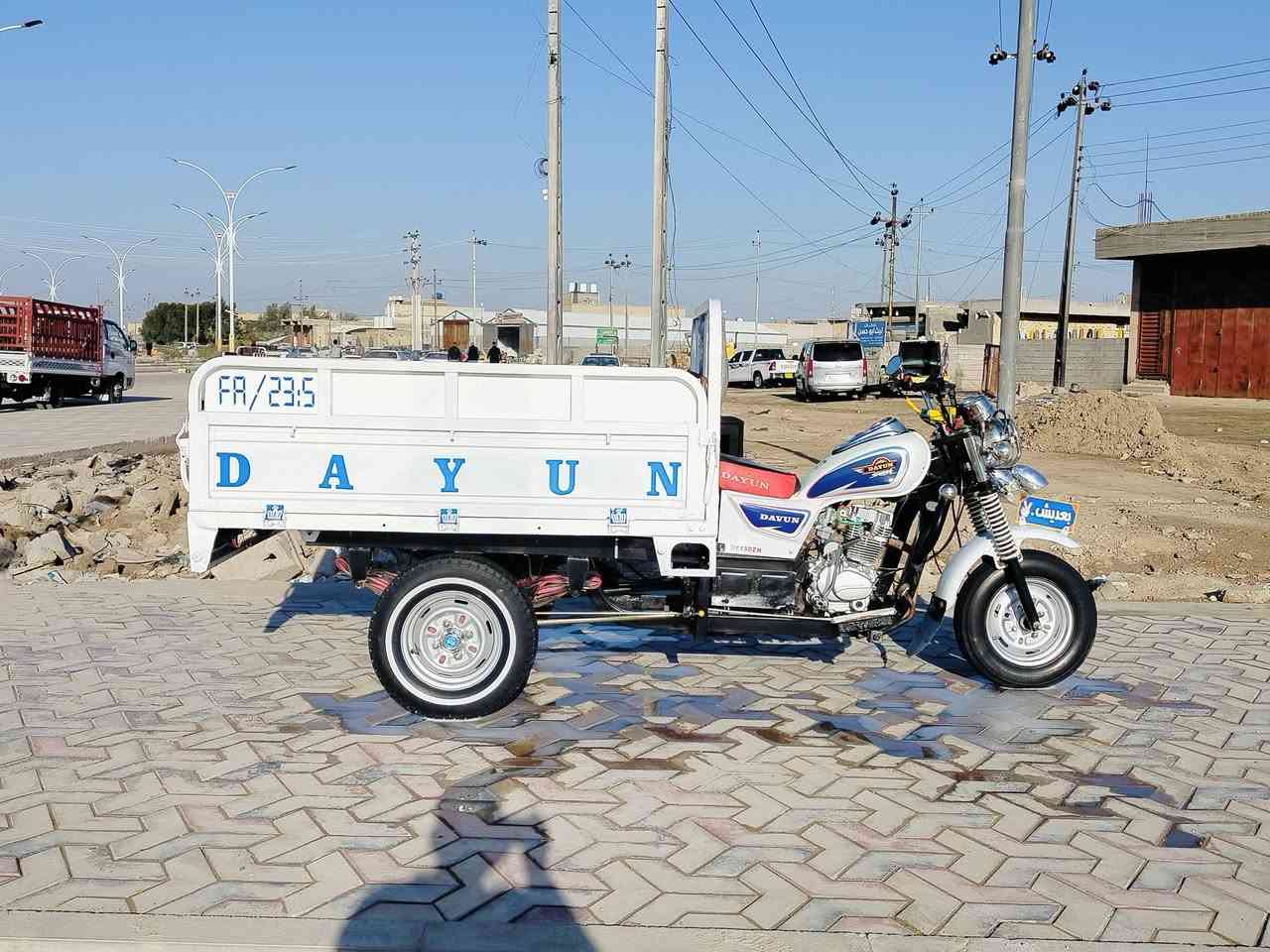 السلام عليكم ستوته للبيع مديل 20 اوراق اصولي محرك كارتون معمره كله 25 جاهزه من كلشي  السعر مليونين و 100 وبيه مجال قليل للشراي مكاني شطره وهذه رقمي ***********
