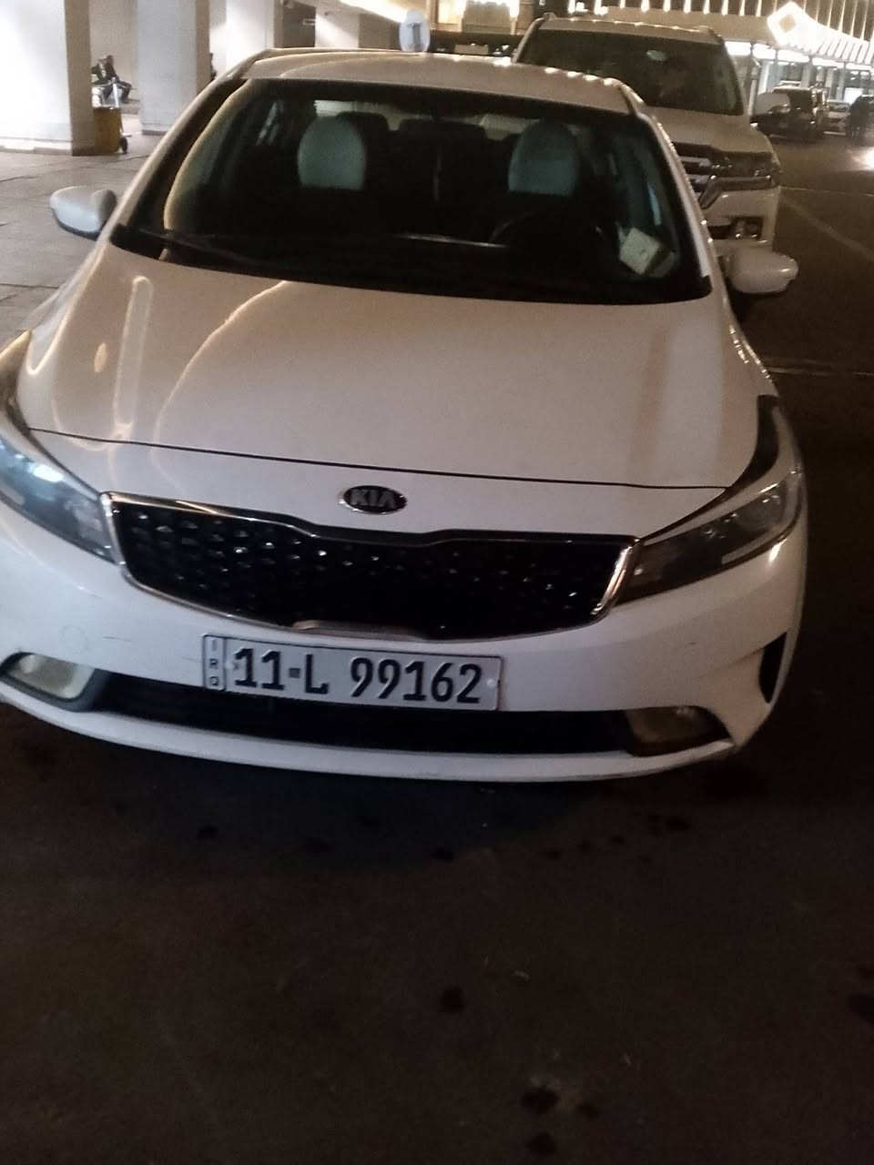 السلام عليكم كيا فورتي للبيع موديل ٢٠١٨ بيضاء صدفي وارد امريكي ليبلغ واحد عدا قبق الجنطه مبدل وجاملغ الأيسر الخلفي صبغ وباقي التفاصيل بالصور بارد باب السائق كد شبر وبارد جاملغ الامامي موجود بالصور محرك ٢٠٠٠دوش لاتنقيص ولاتبخير تخم تاير ماشيه ١٣٤حقيقي كير ATشاشه نورمال وايكو وسبورت بجم كبس سنويه منتهيه صارلهه شهرين مشروع وطني رقم دولي باسمي تحويل مباشر بدون ايرباك السعر ١٢٧ بي مجال المكان الحريه البستان ***********
