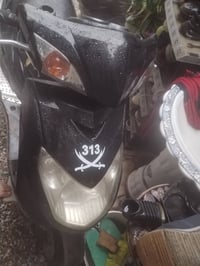 شباب دراجه سكنس فحل دراجه كامله مكمله ما بيها اي نقص بس جاملغات نكره س...