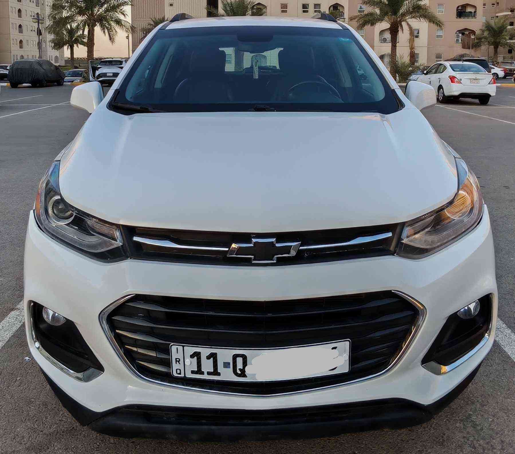 تراكس موديل ٢٢ وارد تبديل  قطعتين .بصمة داخل جلد AWD بيها تصليح الشاصي الايمن مكان بغداد بسماية
*********** السعر ١١٠
