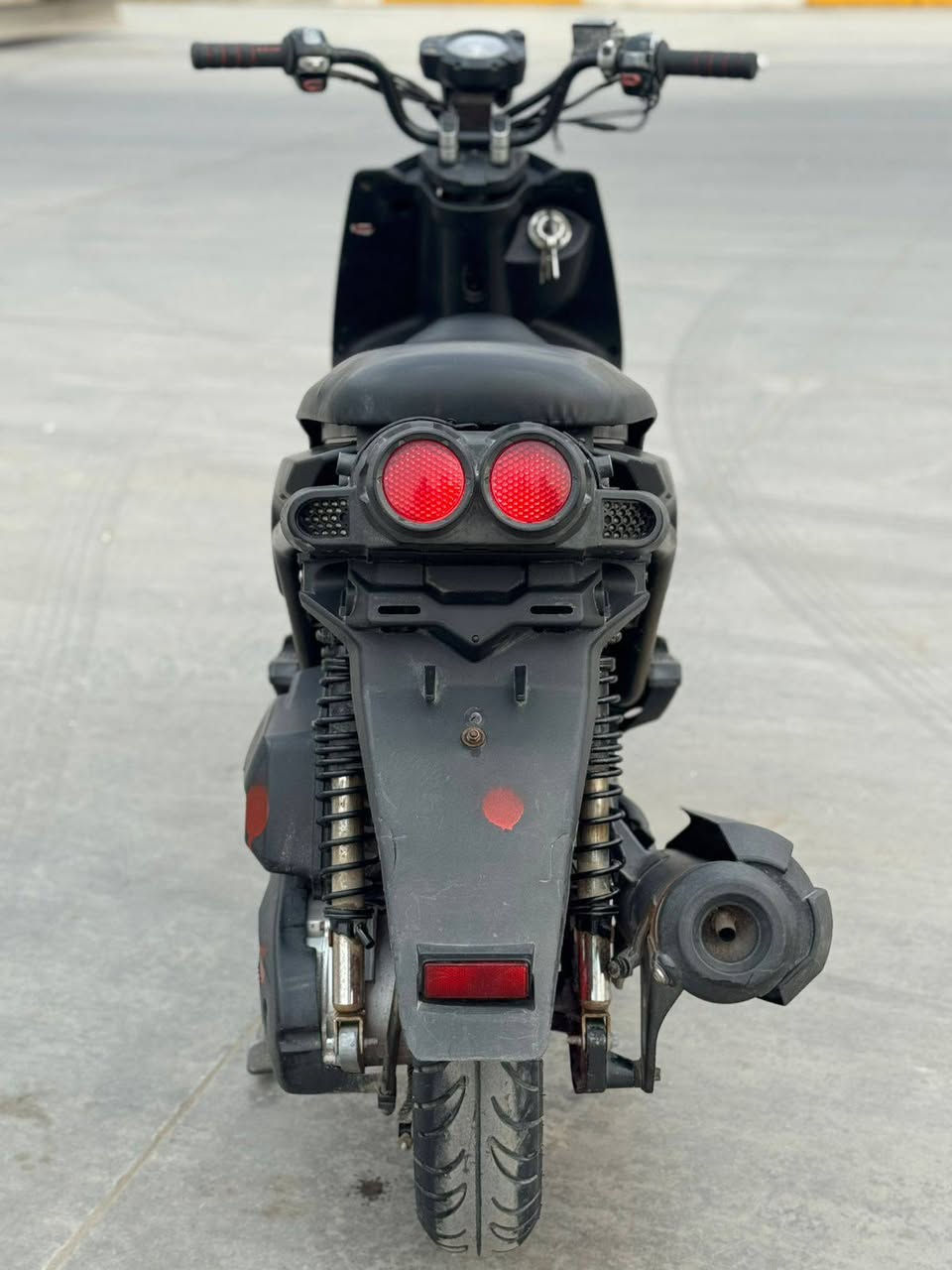 سلام عليكم سكنس جبلي للبيع مكفوله كفاله عامه من كلشي مكان الشعب سعر 950 وبيه مجال للطيبين رقم ***********🖤
