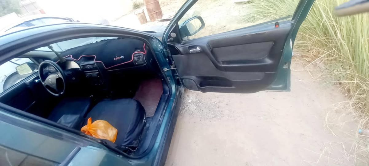 السلام عليكم
سيارة اوبل استرا حديث 2002
🔹محرك شرط لا بخار ولا صرف 
🔹گير شرط
🔹جام كهرباء والكهربائيات كلها شرط
🔹تبريد تدفئة شرط 

🔷المحرك 16 ابو القبق الاسود المرغوب 
🔷الكير فول عادي وضع الوكاله 
🔷شرط التحويل
🔷سنوية 2027 
🔷لون زيتوني كشرها مابي لا صبغ لا معجون لا خياس 
فقط لونها جارد 

🔹السعر 34 وبي مجال
🔷***********
