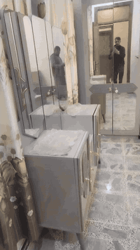 لبيع غرفه تركيه عشر قطع فول الفول بعده اخت الجديده ***********
