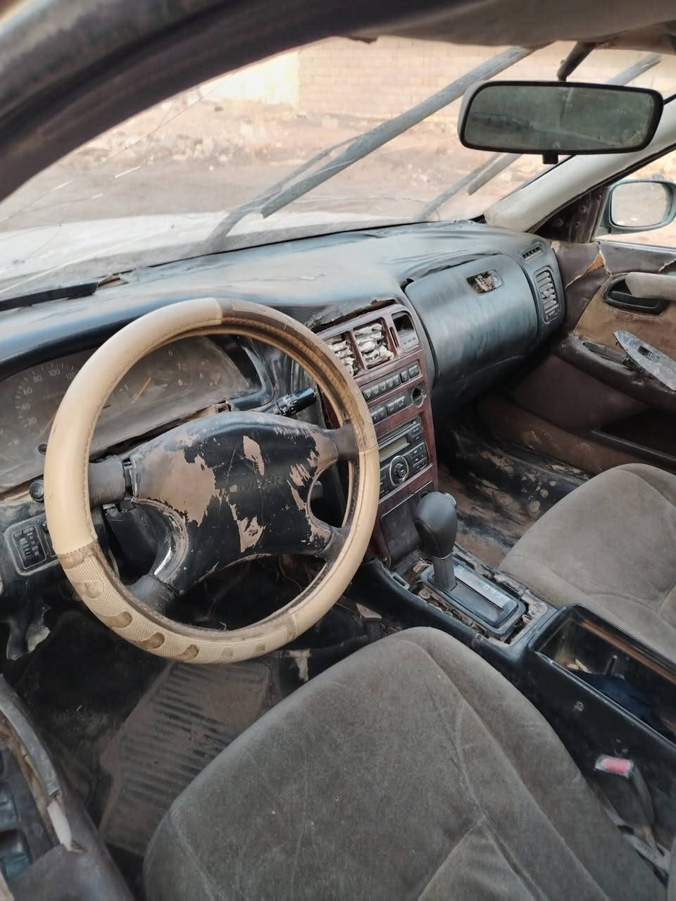 كرسته للبيع مكينه وكير درجه اولى ثنين ونص كهربائيات تخم تاير وسط كشر تعبان بدون راعي سعرهه ١٧ بيهه مجال مكان ناصريه *********** بي واتساب
