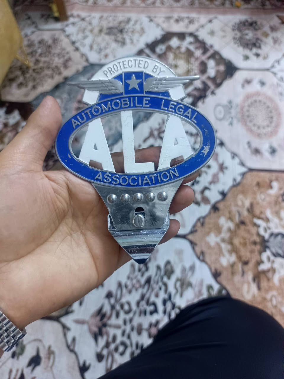 السلام عليكم 

للبيع باج ALA  اصلي 👍

175 قفله من الاخير   

مكاني بغداد البلديات شارع 30 

***********
