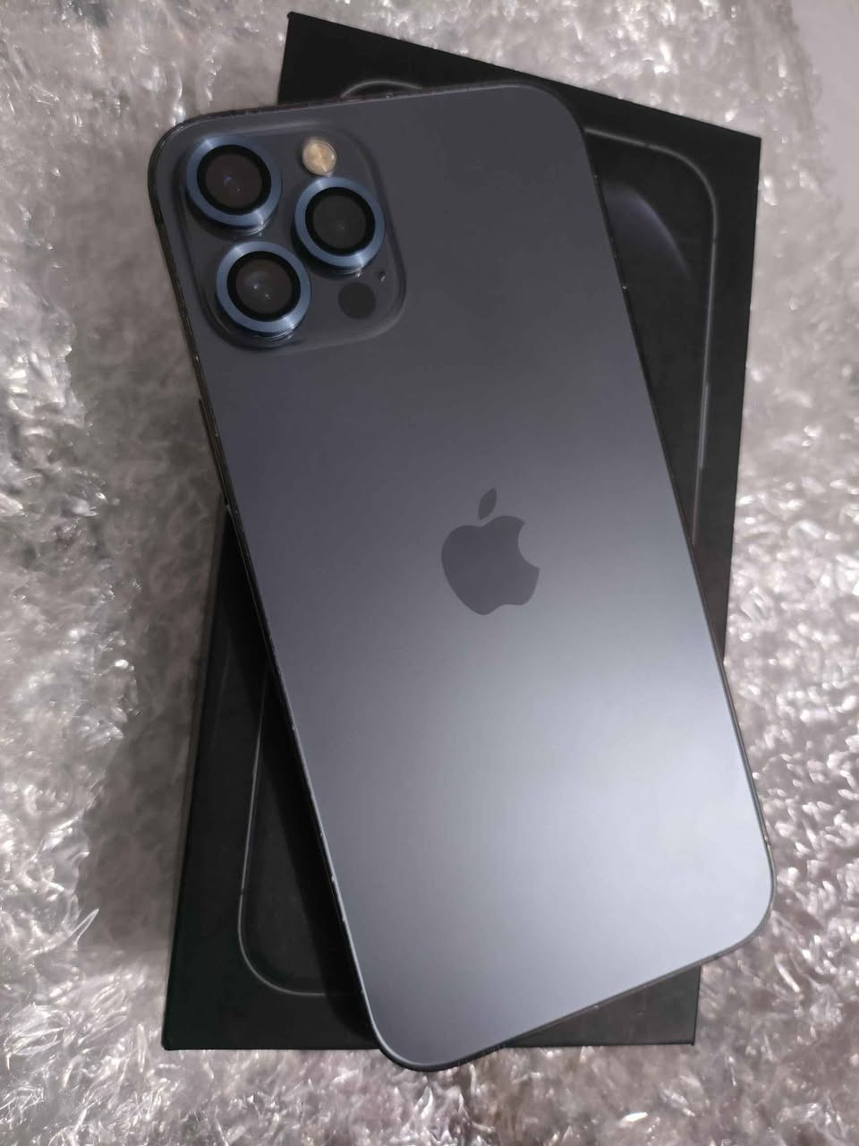 12 برو ماكس للبيع نضافه فول مبدل فقط ضهر مابي اي خلل مكفول من كلشي دبل خط (2خطين)ذاكره 256 بطاريه 73 بلادي مابيها اي صرف ملحقات كامله العنوان: كربلاء حي العامل    السعر:425 
***********  اتصل او واتساب 24ساعه كربلاء, العراق
