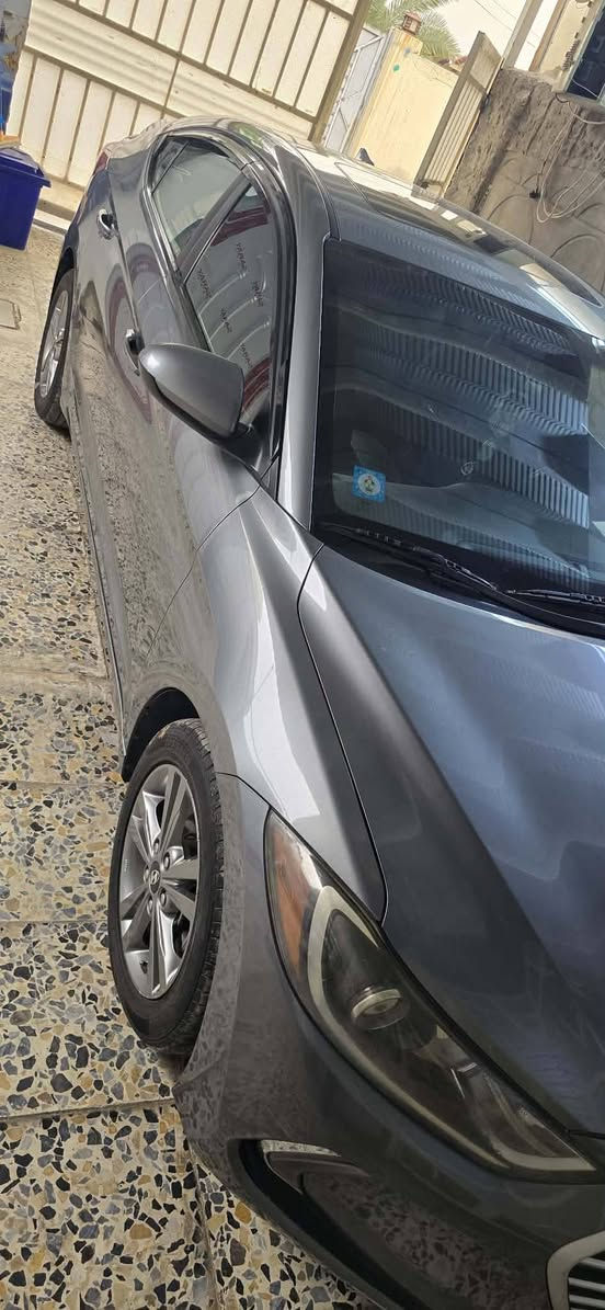 سياره النترا للبيع موديل 2017وارد امريكي محرك دوش الفين فتحه سقف فول بصمه رادارات كراسي كهرباء تخم تاير جديد لتواصل على رقم ***********
