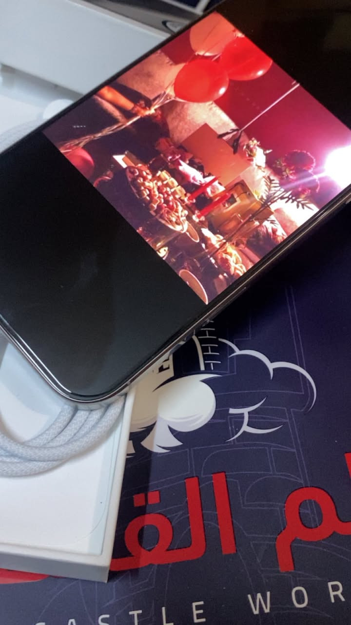 ايفون 16 برو ماكس  نضيف جدا ذاكره 256 استخدام قليل بس    تصفح الشراي يدخل خاص..اغراضه كامله والكارتونه ...سعره 1500


**إذا كنت صاحب هذا الإعلان وتريد حذفه لأي سبب، رجاءا أرسل رسالة إلى الدعم الفني**