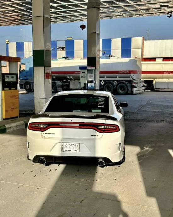 السلام عليكم
اسم السيارة: دوج جارجر
الفئة: سكات باك .SCAT PACK🐝
الموديل :2018
اللوحة: بغداد حره .رقم جديد
ايرباك: سليم 
نوع الضرر: ضرر بداية الحوض أسفل البطاريه
اللون : ابيض

ــــــــــــــــــــــــــــــــــــــــــــــــــــــــــــــ
*سلايد روف (فتحه).
*مكابح رياضية (برمبو) 6بستم.
*لايت متغير متعدد الالوان.
*كاميرا خلفية.
*كزوز سستم مع دبات وسطيه slp.
*حساسات خلفية.
*ويل قياس 20انج (نجمه).
*تشغيل عن بعد .
*مقاعد رياضية جلد +كنتارا (احمر).
*المقاعد الاماميه تبريد وتدفئه.
*نضام خزن الوضعيات (ميموري).
*نظام خرائط GPS.
*شاشة كبيرة قياس 8.4 أنج اوپشنات SRT.
*تدفئه ستيرن.
*كير شفت بالستيرن.
*جناح خلفي.
*بلوتوث تلفون.
*محدد سرعة 

ـــــــــــــــــــــــــــــــــــــــــــــــــــــــــــــــــــ

الاضافات 
ــ ولف حماوة مشمويتو مع تعديل ع البرمجه (مصطفى ايكل) السياره كلش قويه
ــ سوته afe مغلقه
ــ منظومة ميثانول ستيج 3
ــ  كاج كان بلت ـ اويل بريشر
ــ دواخل مكينه سل ستيل ستين دزاين خاص (اصلي )
ــ سستم كاربون فايبر خارجي كامل 
(اصلي )ـــــــــــــــــــــــــــــــــــــــــــــــــــــــــــــ

السيارة بدون نقص نهائياً . مكانهه البصرة حي الجامعة

السعر 257

***********
