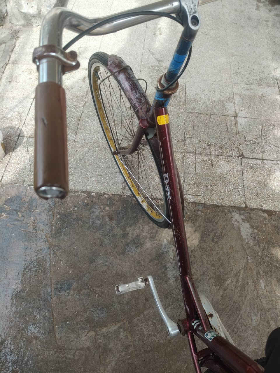 سلام عليكم 
بايسكل حجم 27 

مكان ميسان المجر الكبير 
السعر 55وبي مجال 
الشراي يتصل او واتساب ***********
لون ماروني
