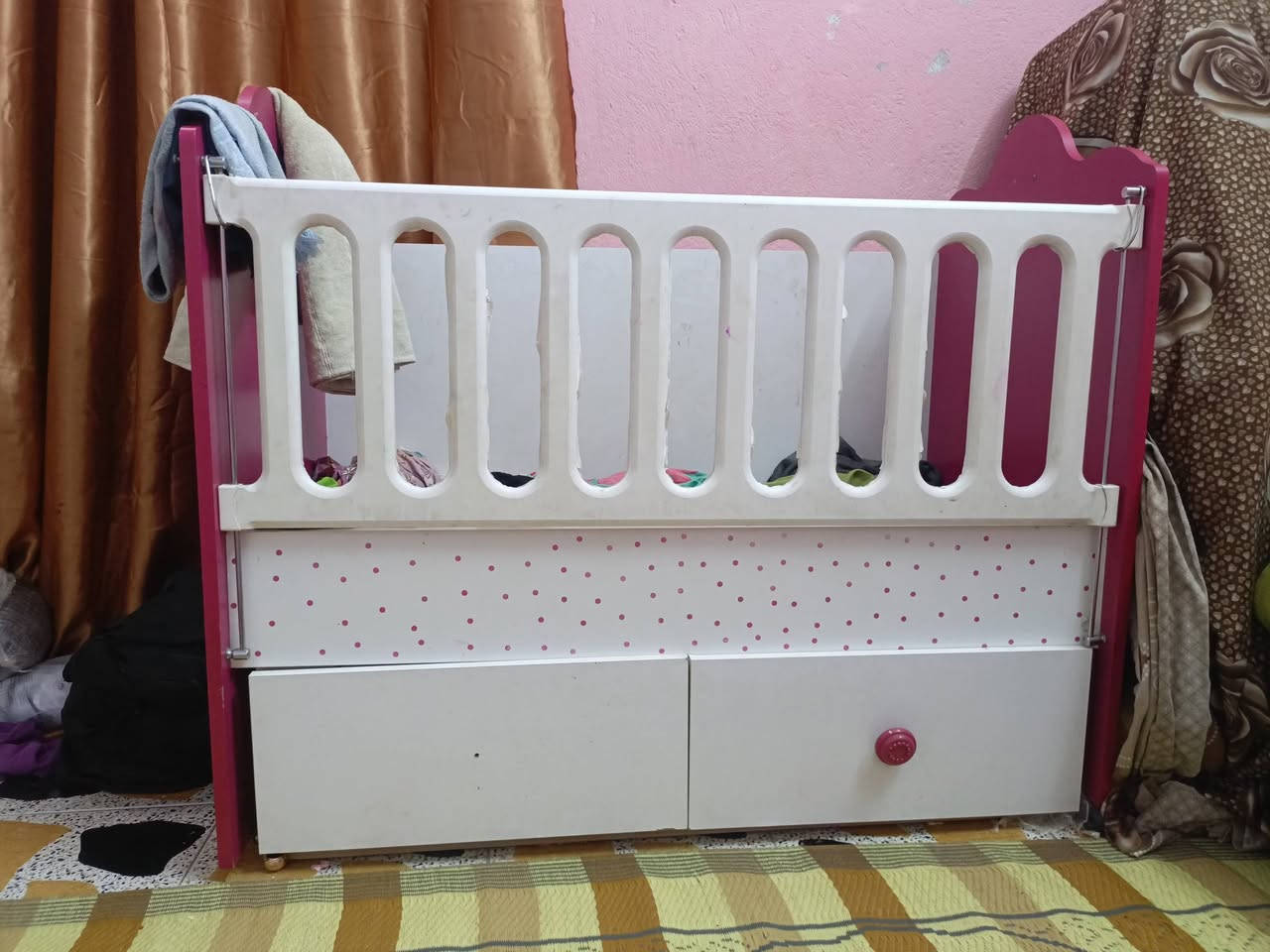 ثلاجه نوع ميديا حجم 5قدم مال مكتب سعرها من الاخير قفل ٦٥  مع سرير طفل عوزه تلحيضات بسيطه هوا سرير هوا كاروك سعره 50 الف ماخذه ب١٥٠ انه


**إذا كنت صاحب هذا الإعلان وتريد حذفه لأي سبب، رجاءا أرسل رسالة إلى الدعم الفني**