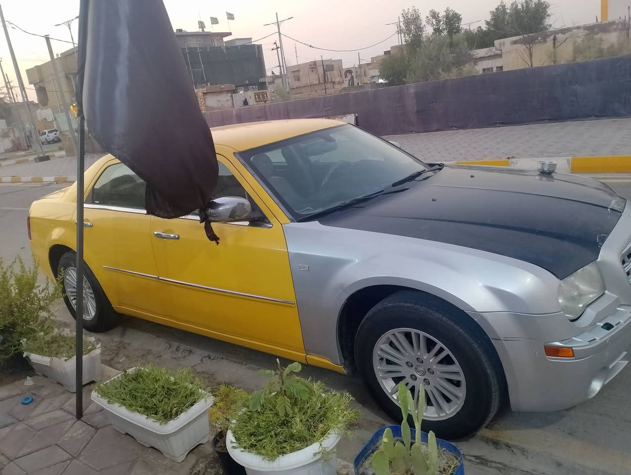 أوباما 2010للبيع بيه تبديل ثلاثه قطع بدون دواخل، مكينه كير اكسل جديدات  ومكفولات السعر 105 للتواصل على صاحب الرقم وانا مكلف*********** راعيه بالكوت
