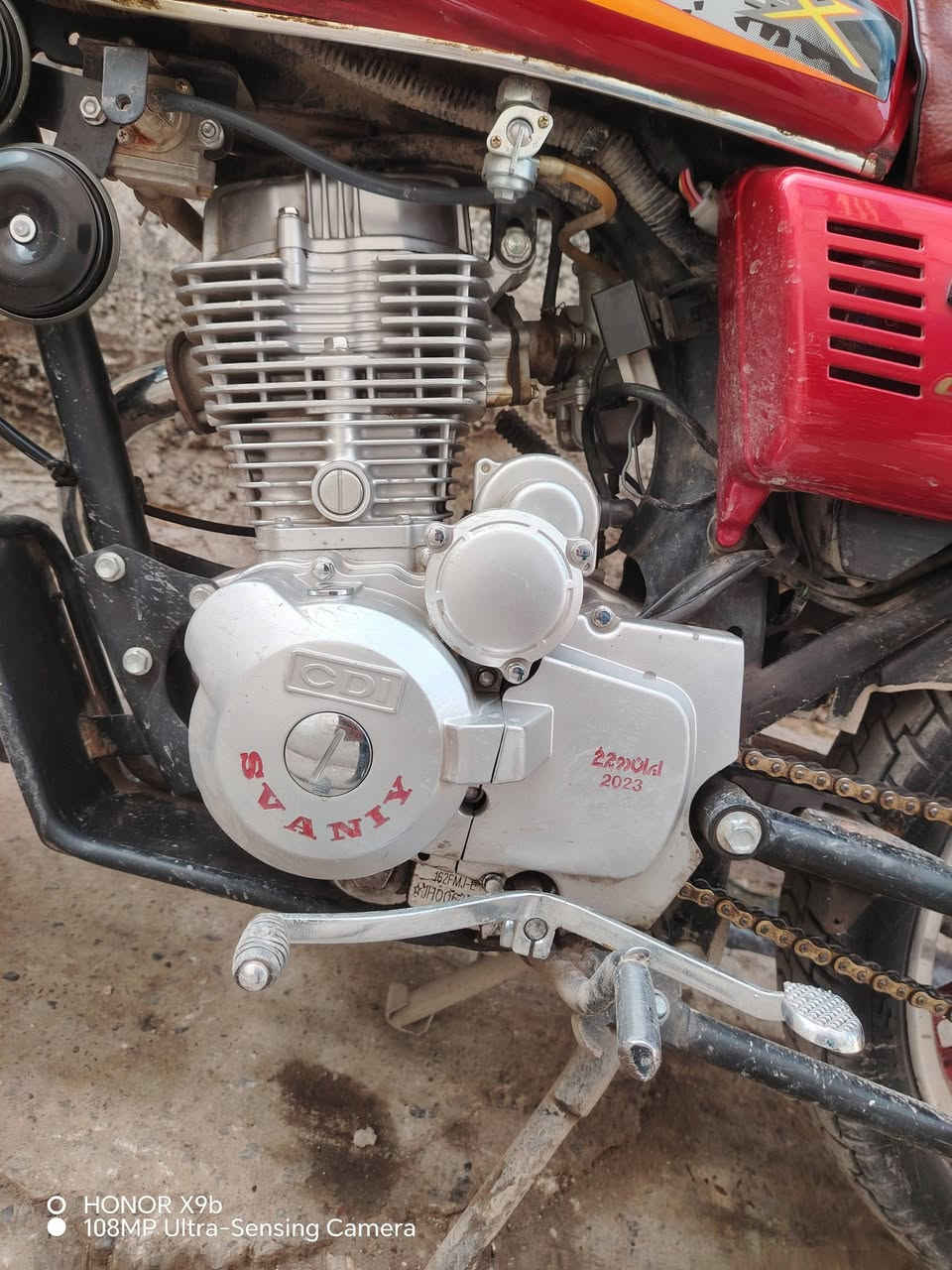 ماطور سيفان موديل2023 تشغيل عن بعد مع بصمتين كهربائيات كلها شغالة محرك شرط مامفتوح صوت المكينة ناعم مع صالنصة كاتم سعر 550 او بي مجال شي قليل للاستفسار الاتصال على الرقم ***********كورك
*********** اسيا
